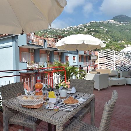 Costa D'Amalfi Apartments Minori Exterior foto